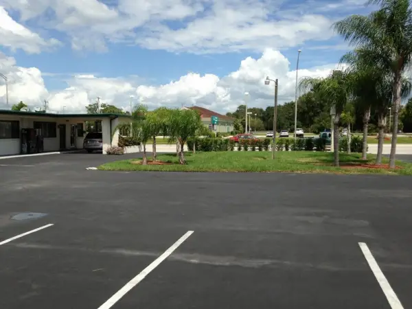 Economy Inn Okeechobee Main image