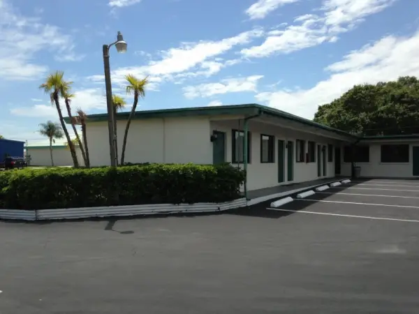 Economy Inn Okeechobee 6